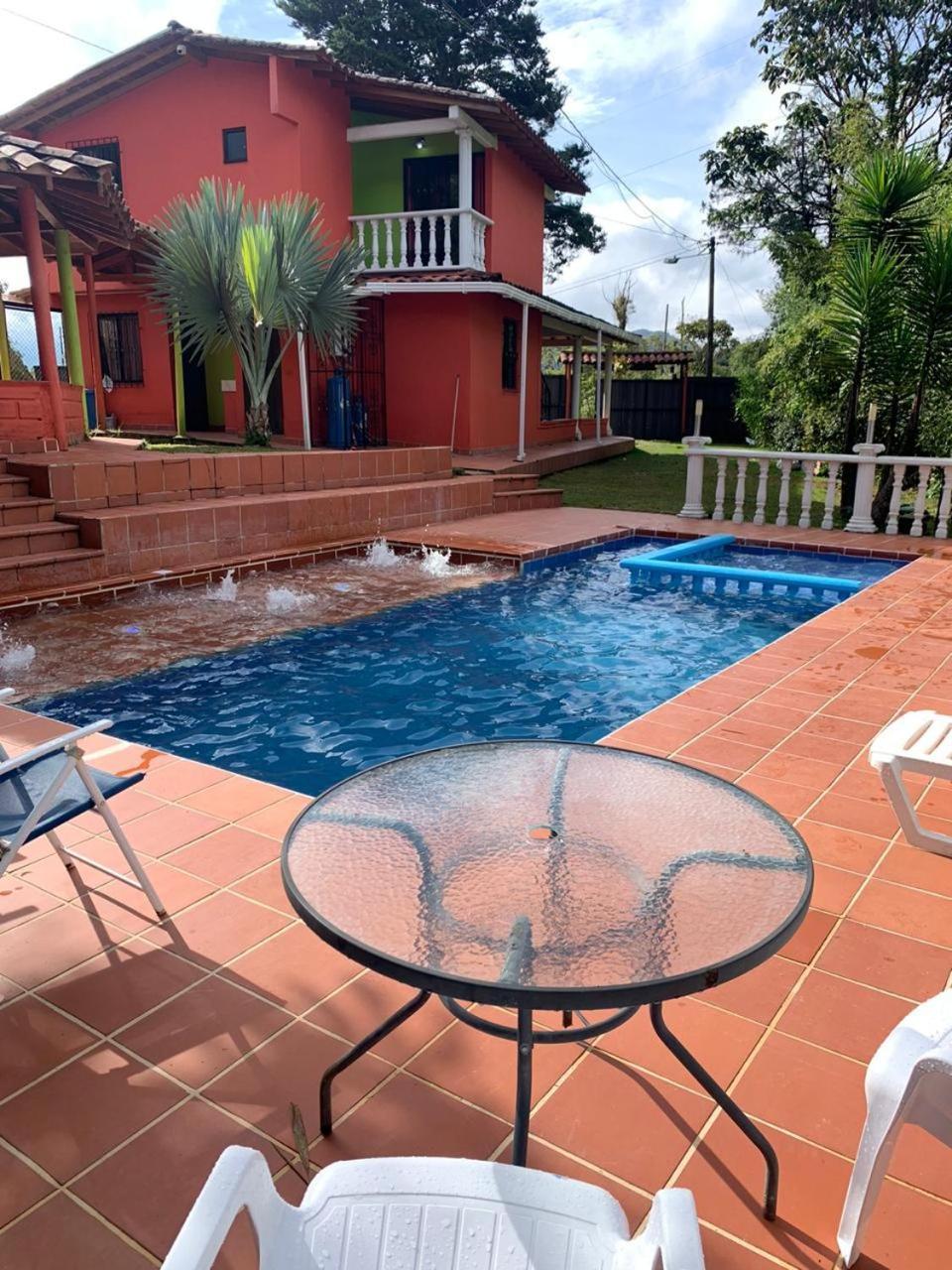 Finca Hotel La Bonita Guatapé Exterior foto